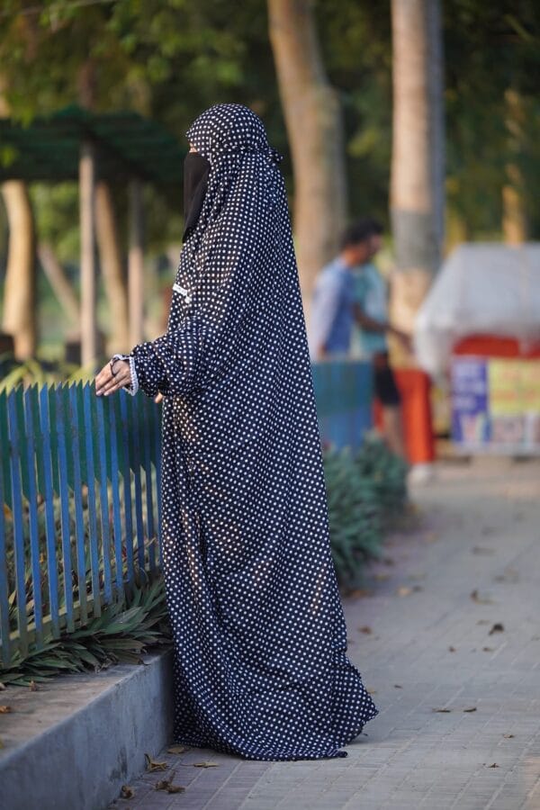 প্রিমিয়াাম সালাত লং খিমার